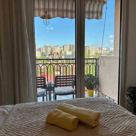 Yellowhouse Priştine Dış mekan fotoğraf
