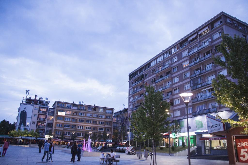 Yellowhouse Priştine Oda fotoğraf